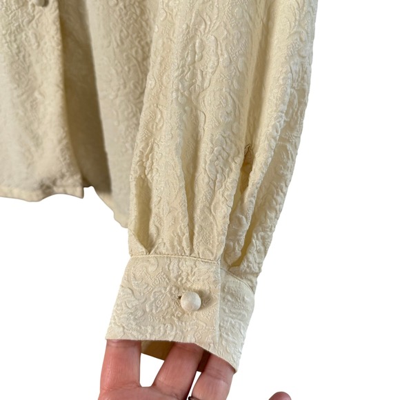 Vintage Talbots Cream Jacquard Silk Button Up Shirt Blouse Size 6 - Picture 8 of 11